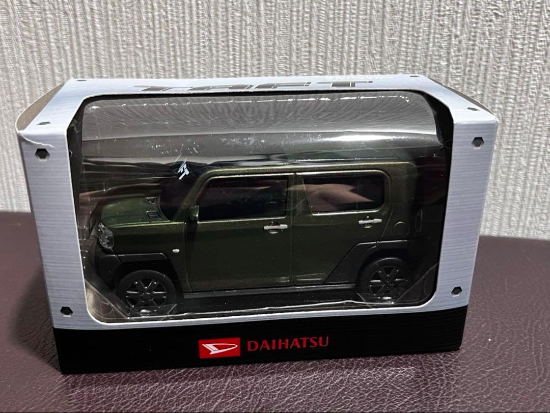 ダイハツタフト 店頭色見本？(プルバックカー) 8色セット 車＆バイク